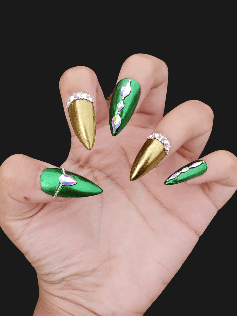 Green Goddess nails DEA NOVA 